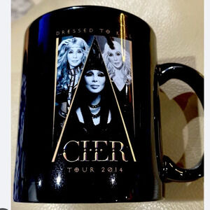 🎉HP🖤🎉 Cher dress  to kill 2014 Concert mug